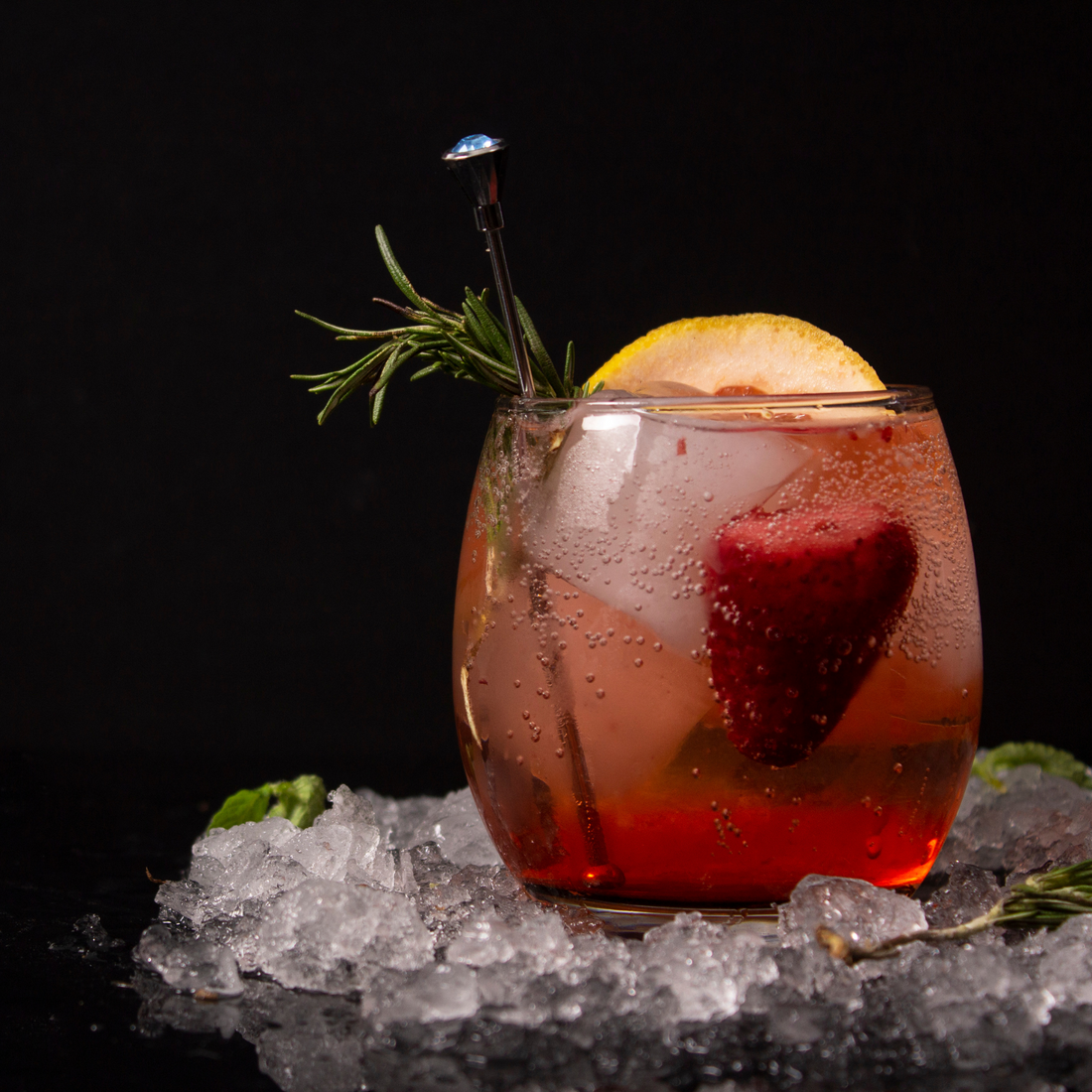A photo of Strawberry Bourbon Mocktail Recipe.